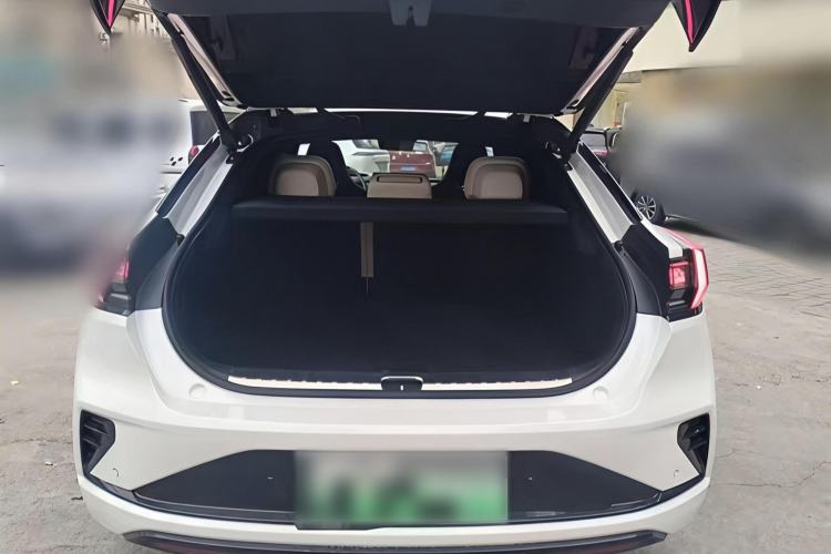 Used Zeekr 001 2026 95° All-Wheel-Drive Max Edition
