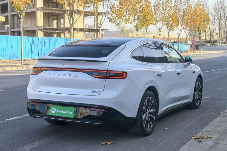 Used Hima Luxeed R7 2024 All-Electric 736 km Ultra
