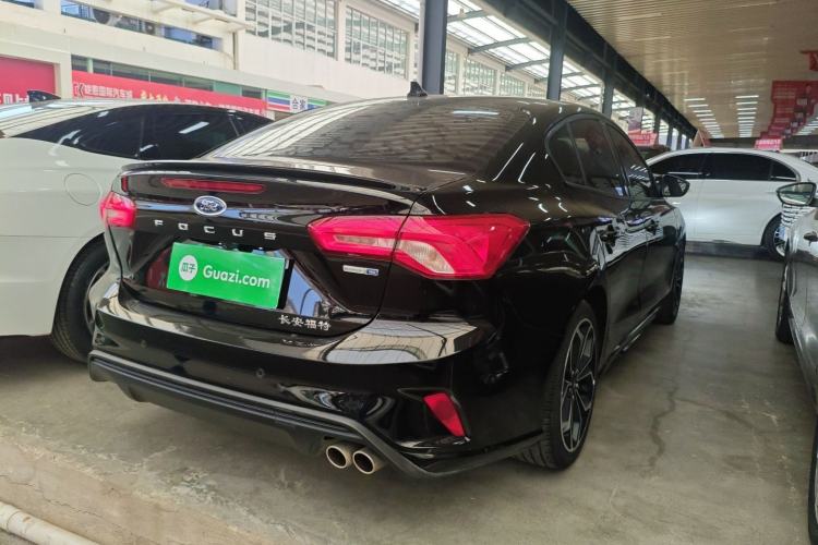 Used Ford Focus 2021 Sedan EcoBoost 180 Automatic ST Line