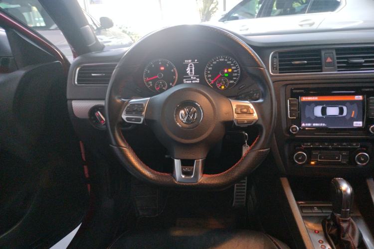 Used Volkswagen Sagitar 2013 2.0 TSI GLI