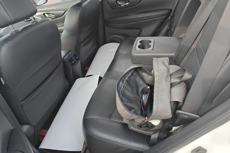 Used Nissan X-Trail 2014 2.5L CVT Luxury Edition 4WD
