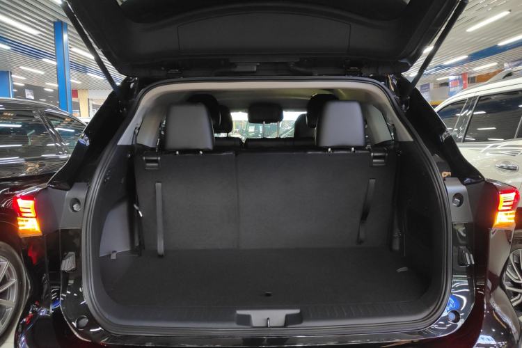 Used Toyota Highlander 2024 2.5L Smart e-Power Dual-Motor All-Wheel-Drive Elite Version – 7 Seats Trunk