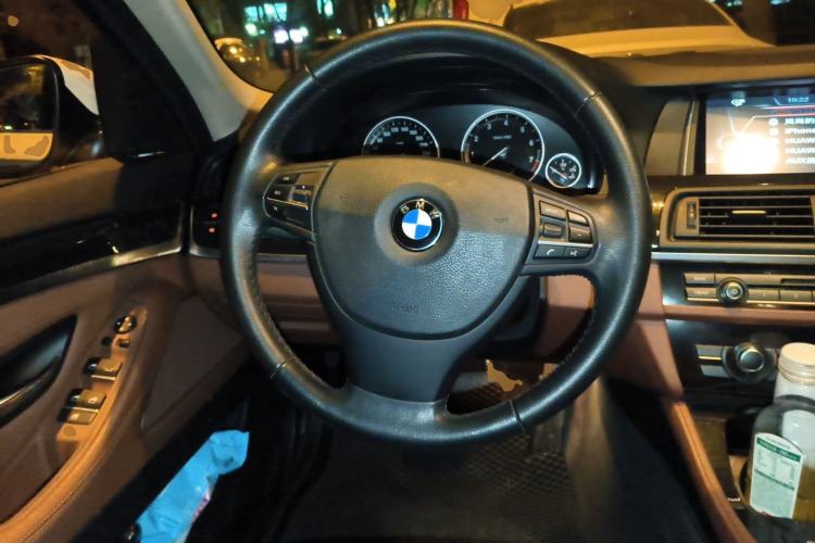Used BMW 5 Series 2014 520Li Elegant Model Steering Wheel