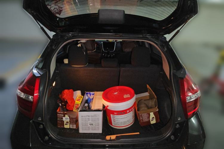 Used Toyota YARiS L Zhi Xuan 2019 1.5G CVT Xuan Dong Sunroof Version China VI Standard Trunk