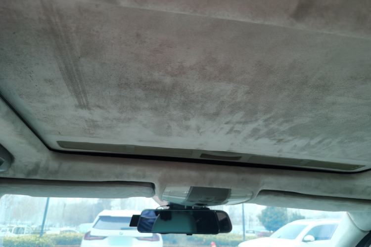 Used Mercedes-Benz C-Class 2010 C 180K Classic model