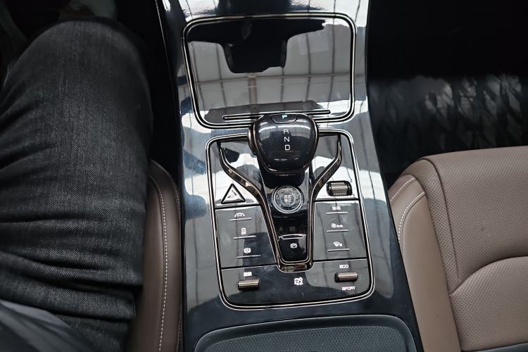 Used BYD Han 2020 EV Long-Range Luxury Model
