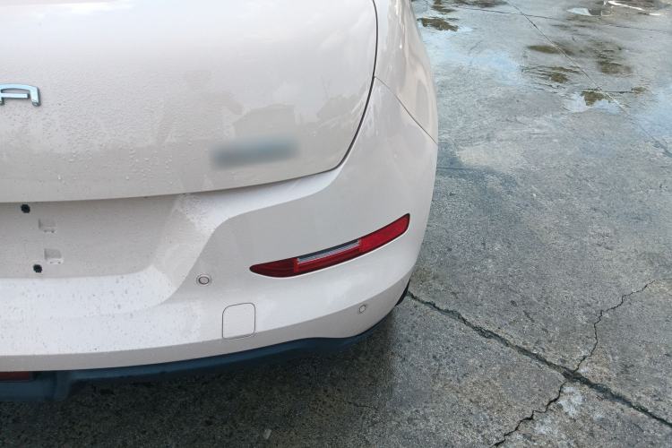 Used ORA Good Cat 2023 401 km Standard Range Luxury Version Lithium Iron Phosphate Exterior 3