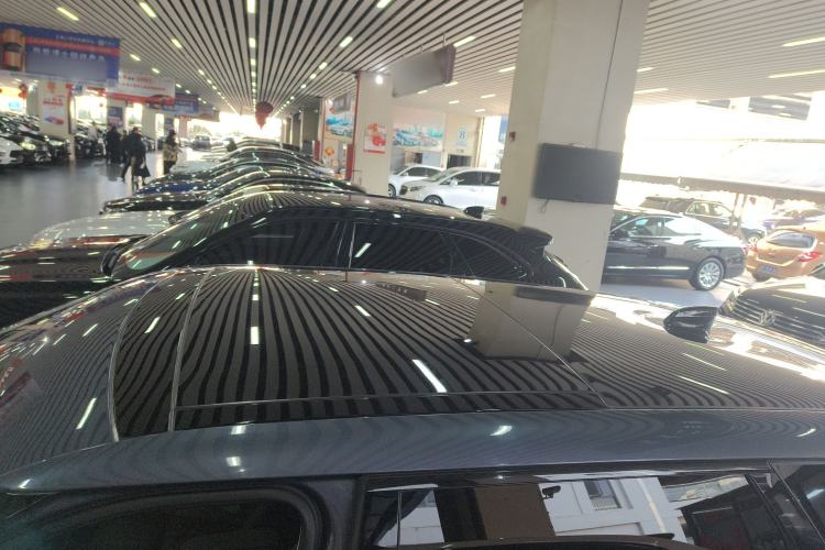 Used Land Rover Range Rover Evoque 2024 Aurora L 249 PS Prestige Light-Chasing Edition
