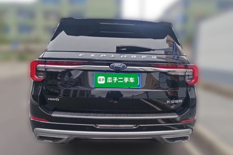 Used Ford Explorer 2024 2.3T EcoBoost Four-Wheel Drive Titanium Edition 7 Seats Rear