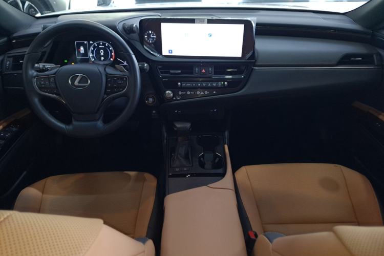 Used Lexus ES 2023 200 Excellence Edition
