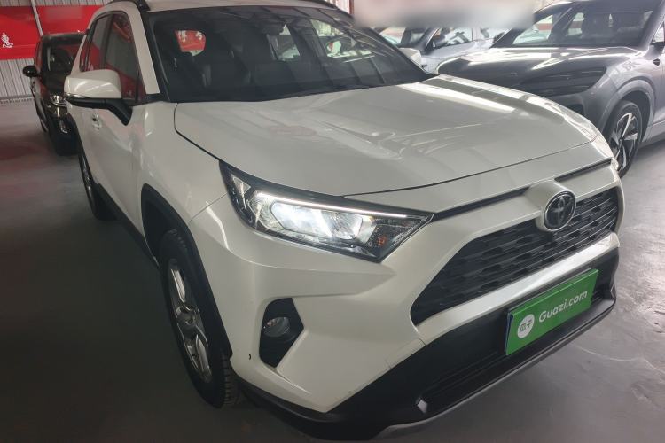 Used Toyota RAV4 2020 2.0L CVT Two-Wheel Drive Fashion Edition
