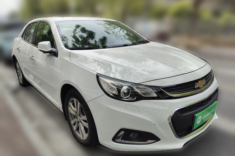 Used Chevrolet Malibu 2016 1.6T Automatic Luxury Edition Front Right 45 Deg