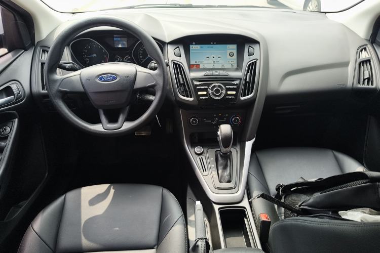 Used Ford Focus 2017 Hatchback 1.6L Automatic Comfort Plus SmartDrive Edition
