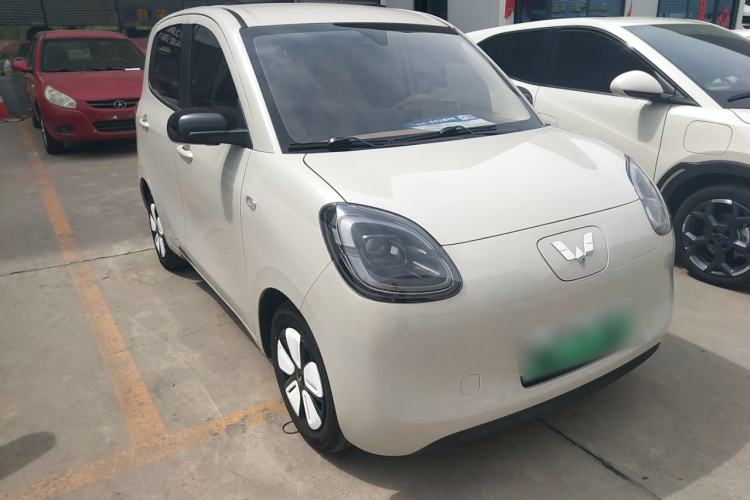 Used Wuling Hongguang MINIEV 2025 Four-Door Version Premium Edition Front Right 45 Deg