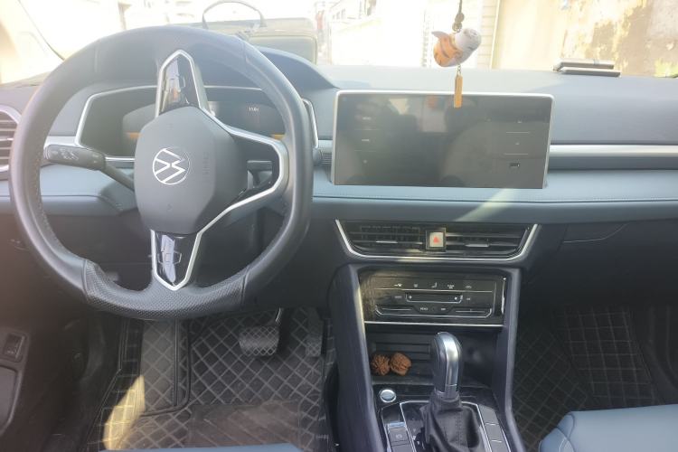 Used Volkswagen Tharu 2023 300TSI Two-Wheel-Drive Moonlight Edition
