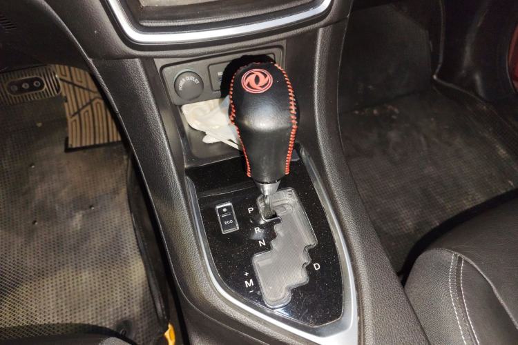 Used Dongfeng Aeolus AX5 2017 1.4T Automatic Qúzūn Model
