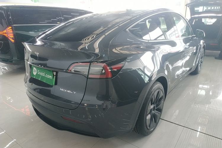Used Tesla Model Y 2024 Rear-Wheel-Drive Version
