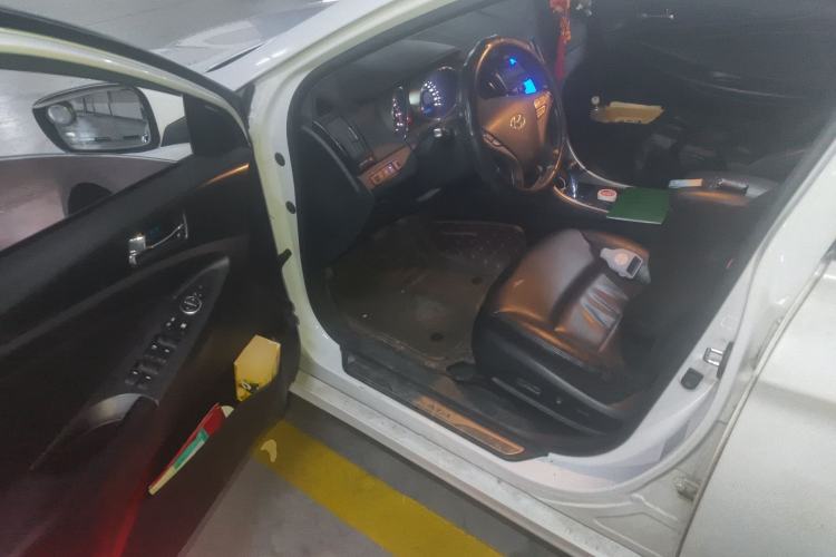 Used Hyundai Sonata 2013 2.0L Automatic Luxury Edition