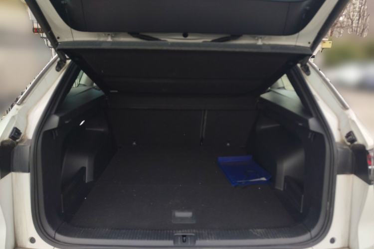 Used Volkswagen Tavendor 2024 380TSI All-Wheel Drive R-Line Cruise Edition Trunk