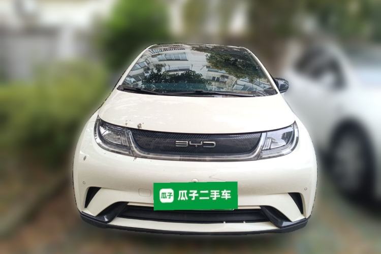 Used BYD Dolphin 2023 420 km Fashion Edition Front