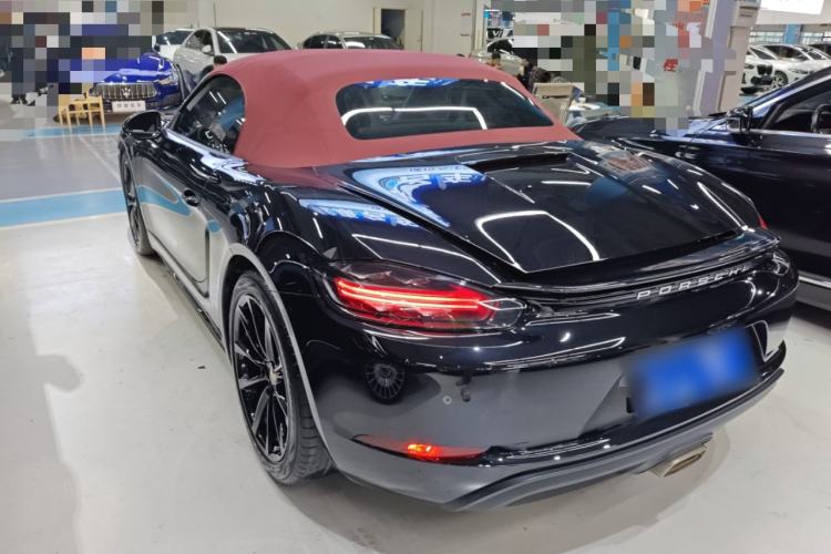 Used Porsche 718 2022 Boxster 2.0T
