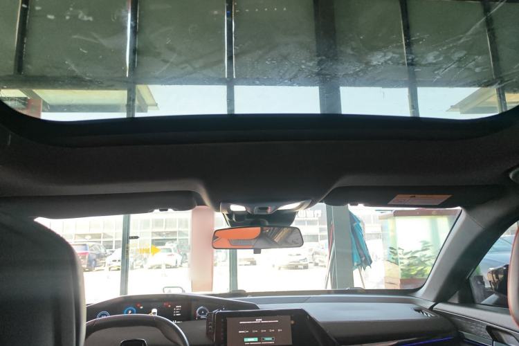 Used CHANGAN UNI-V 2022 1.5T Prestige Version
