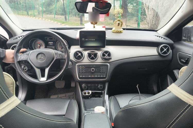 Used Mercedes-Benz GLA 2016 GLA 220 4MATIC Luxury Model
