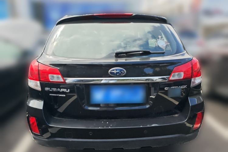 Used Subaru Outback 2010 2.5i Luxury Edition Rear