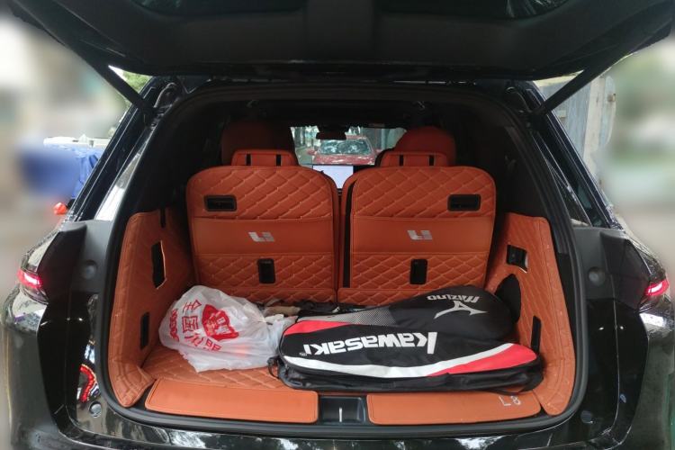 Used Li Auto L8 2024 Max
