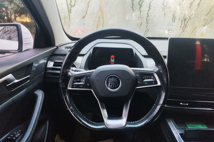 Used BYD Qin Pro New Energy 2018 DM 1.5TI Automatic Smart Connect Elite Model Steering Wheel