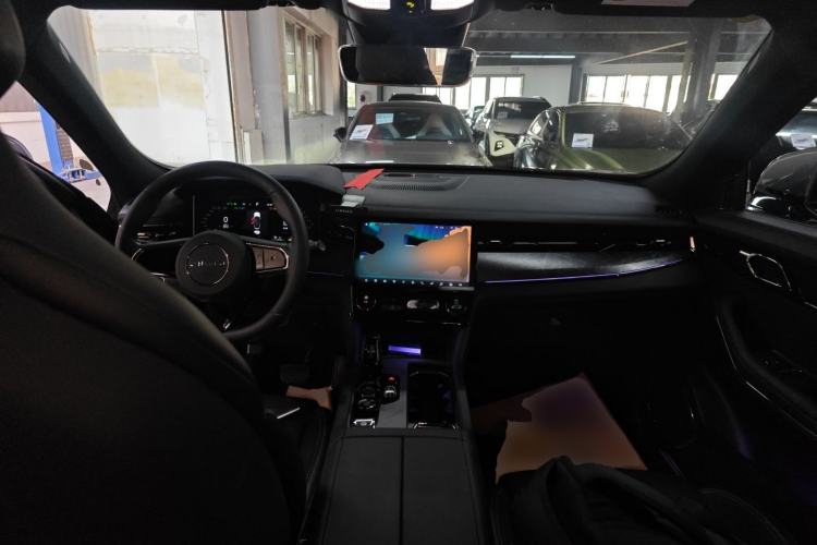 Used Lynk & Co 09 EM-P 2021 2.0T PHEV Halo Six-Seater
