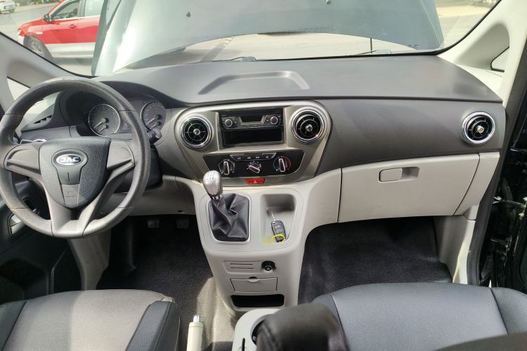 Used JAC Refine M3 2018 IKEA Edition 1.6L Luxury Model Center Console