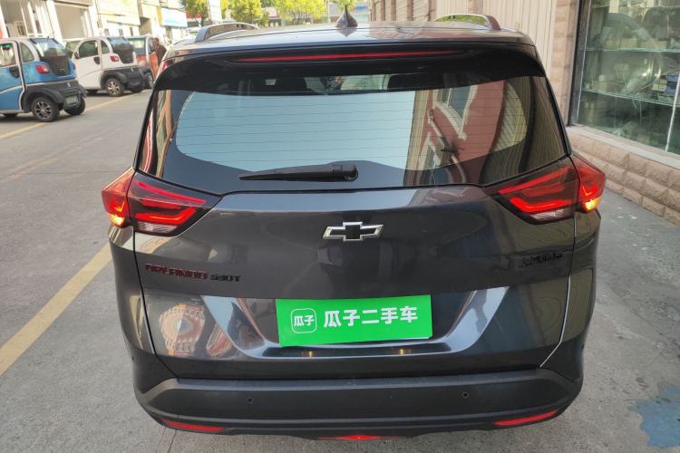 Used Chevrolet Orlando 2020 Light Hybrid Redline 530T Automatic Enjoyment Edition (5+2 Models)