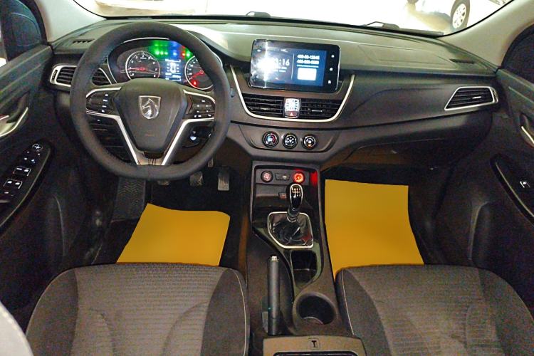 Used Baojun 730 2021 1.5L Manual Fashion Version 7 Seats