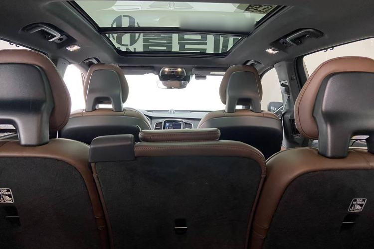 Used Volvo XC90 New Energy 2021 E-Drive Hybrid T8 Luxury Flagship 7-Seater Interior 10