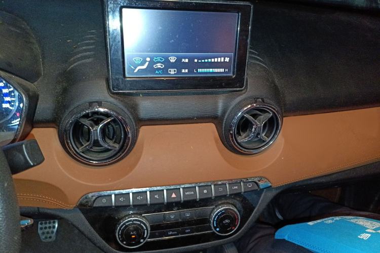 Used BAIC Senova X35 2016 1.5L Manual Luxury Edition
