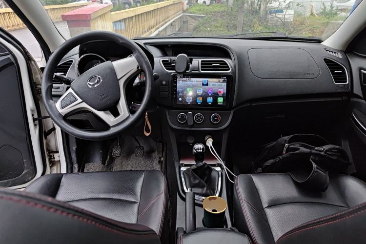 Used HYOSOW S2 2016 1.5L Manual Luxury Edition China IV Center Console