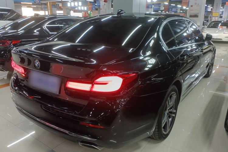 Used BMW 5 Series 2022 Updated 530Li xDrive Luxury Package
