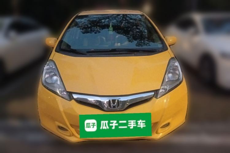 Used Honda Fit 2011 1.3L automatic comfort version
