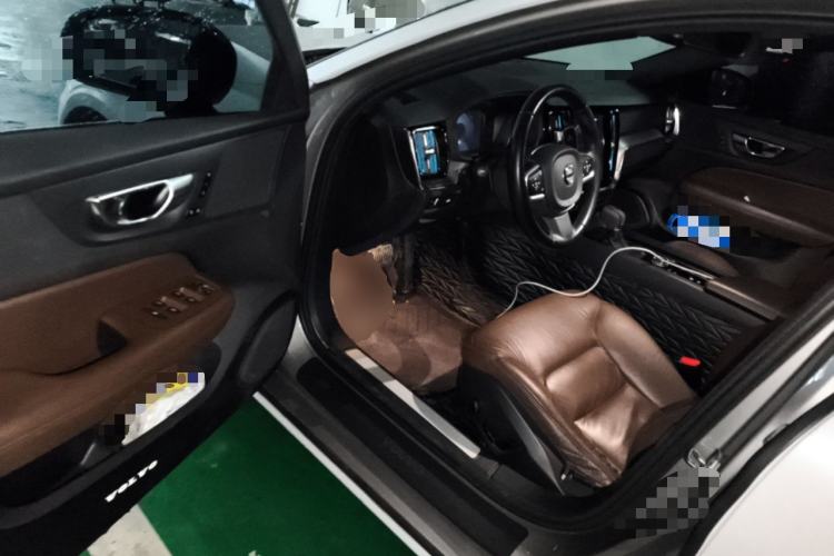 Used Volvo S60 2021 T4 Zhiyi Luxury Edition