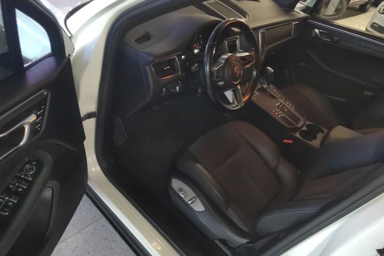 Used Porsche Macan 2017 Macan 2.0T Driver Seat