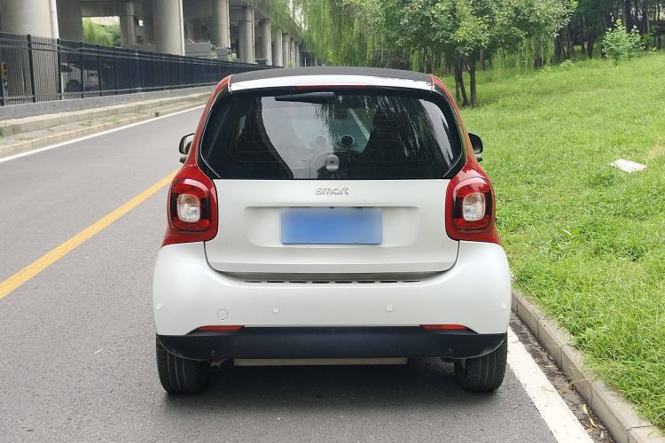 Used smart fortwo 2018 1.0L 52kW Hardtop Dynamic Version China V