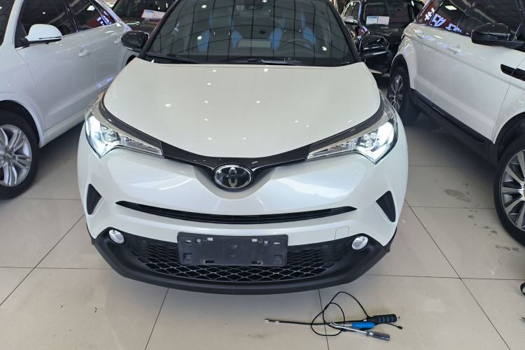 Used Toyota C-HR 2018 2.0L Leading Edition China VI