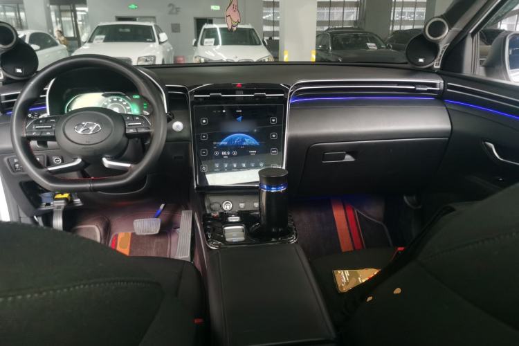 Used Hyundai Tucson 2022 Tucson L 2.0L Hybrid – Smart Enjoyment Version Center Console