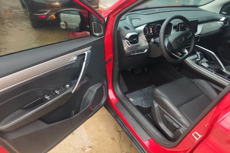 Used Geely Auto Coolray 2019 260T DCT Knight China V Standard