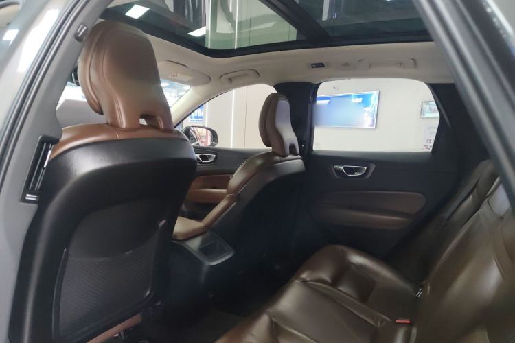 Used Volvo XC60 2019 T5 4x4 Smart Edition China V Standard