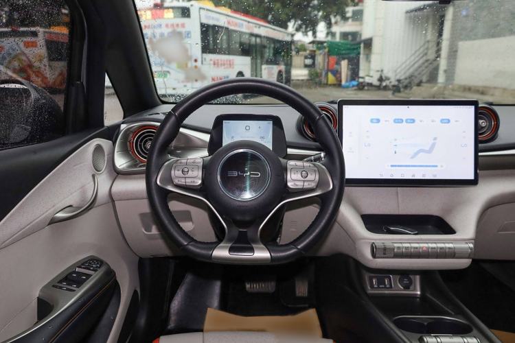 Used BYD Dolphin 2021 405 km Fashion Edition