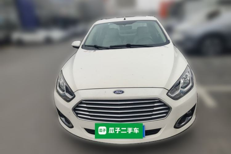 Used Ford Escort 2015 1.5L Automatic Fashion Model Front