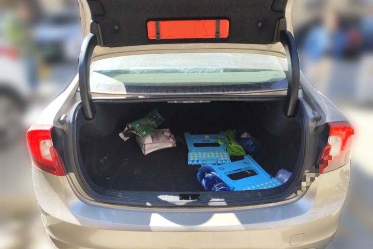 Used Volvo S60 2015 S60L 2.0T Zhiyuan Edition