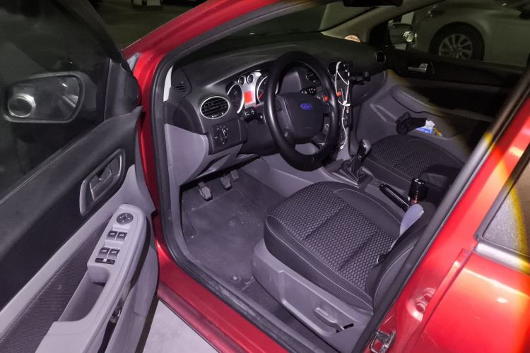 Used Ford Focus 2013 Hatchback Classic 1.8L Manual Base Model